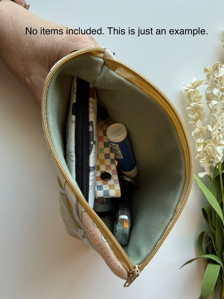Hightop Medium Zippered Pouch