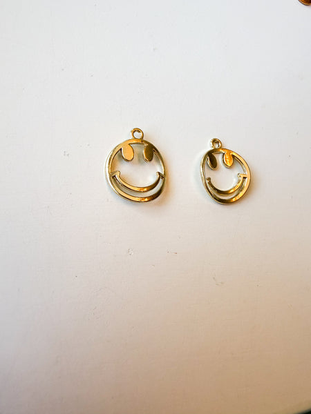Curved Happy Face Charm