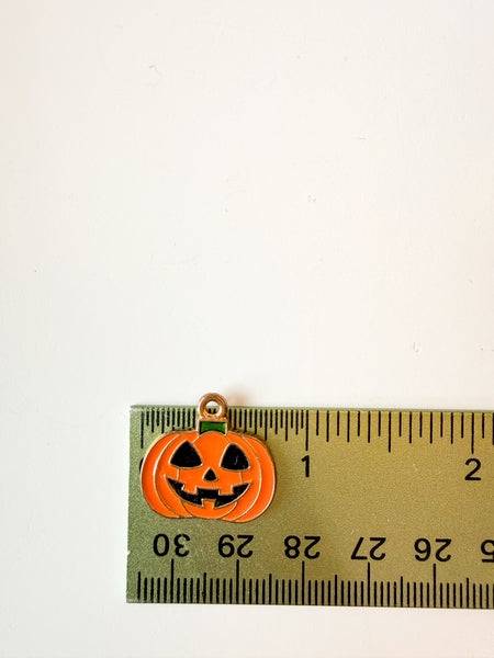 Jack-o’-lantern Charm