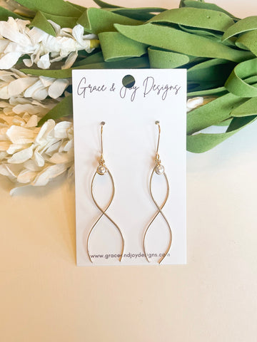 Wavy Bars w/ Faux pearl drop Earrings