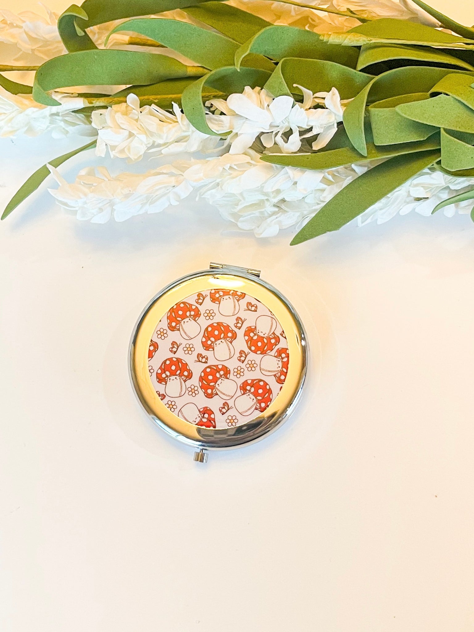 Mushrooms Compact mirror