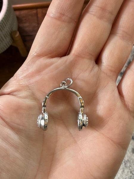 Headphones Charm - Gold or Silver