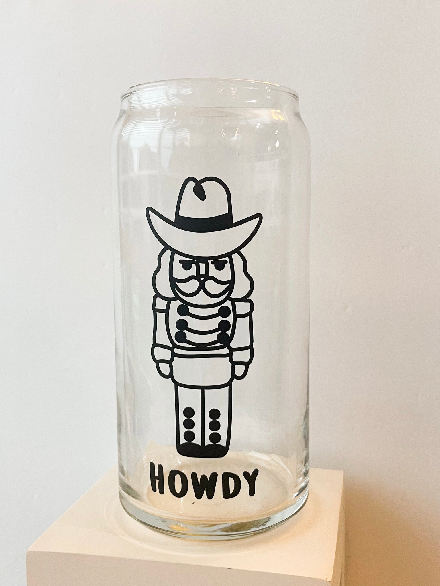 20 oz Nutcracker Howdy Can Glass
